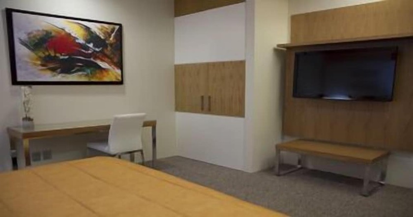 Imagen de la habitación del Hotel Centinela Grand. Foto 5