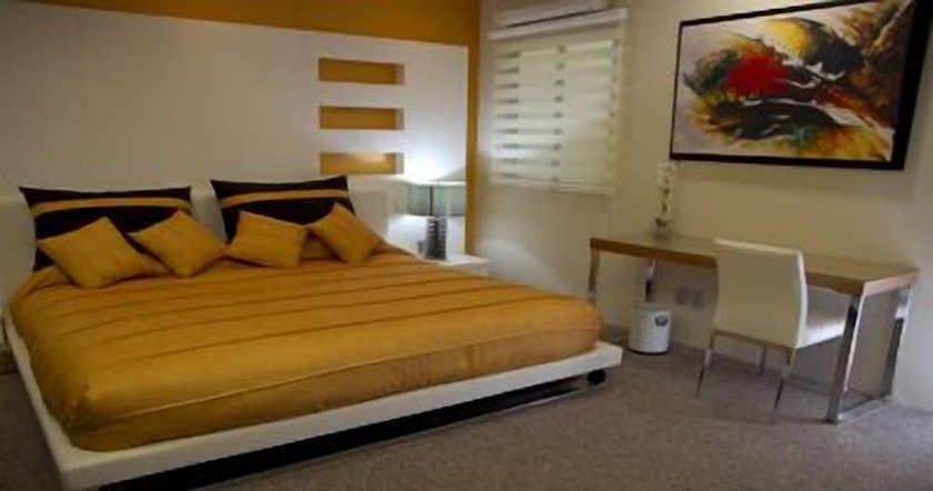 Imagen de la habitación del Hotel Centinela Grand. Foto 9