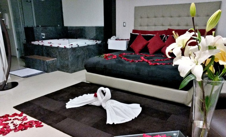 Imagen de la habitación del Hotel Centinela Grand. Foto 17