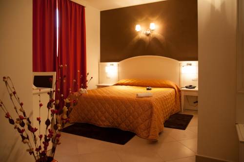 Imagen de la habitación del Hotel Centova. Foto 2
