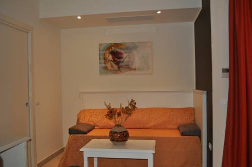 Imagen de la habitación del Hotel Centova. Foto 5