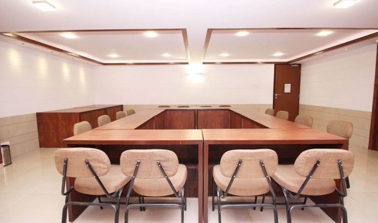 Imagen de la habitación del Hotel Centra, Ahmedabad. Foto 6
