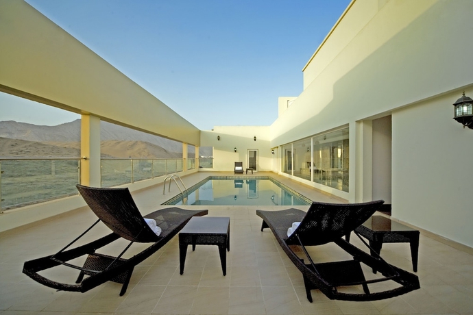 Imagen general del Hotel Centra By Centara Muscat Dunes. Foto 1