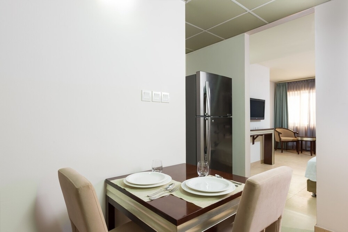Imagen de la habitación del Hotel Centra By Centara Muscat Dunes. Foto 12