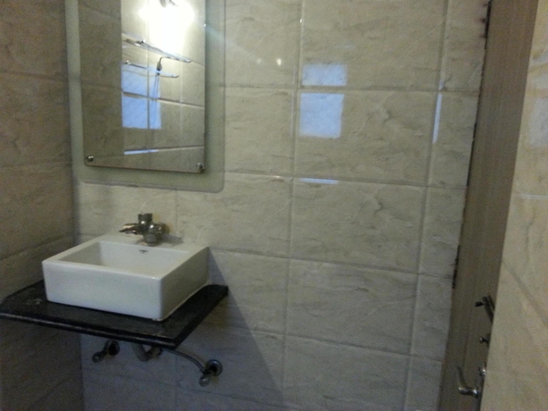 Imagen de la habitación del Hotel Centra Inn. Foto 2