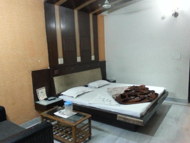 Imagen de la habitación del Hotel Centra Inn. Foto 4