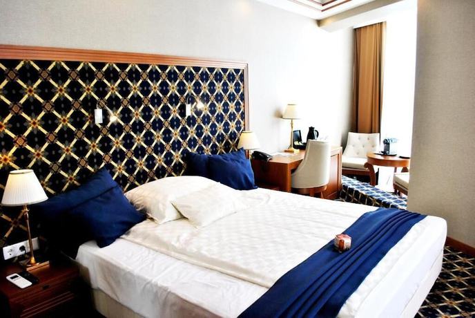 Imagen de la habitación del Hotel Centr&aacute;l, Nyiregyhaza. Foto 5