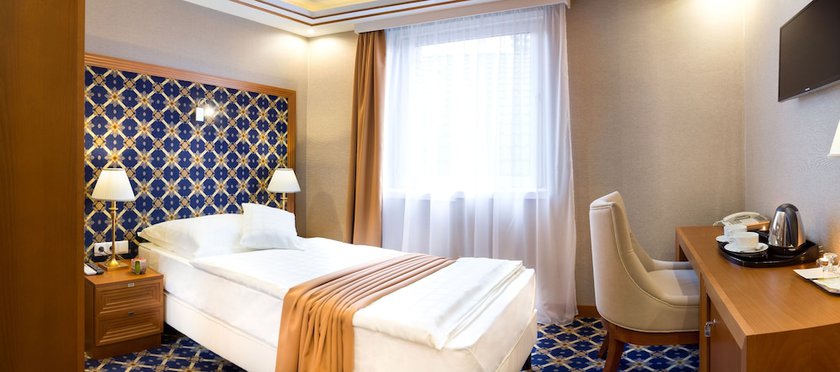 Imagen de la habitación del Hotel Centr&aacute;l, Nyiregyhaza. Foto 9