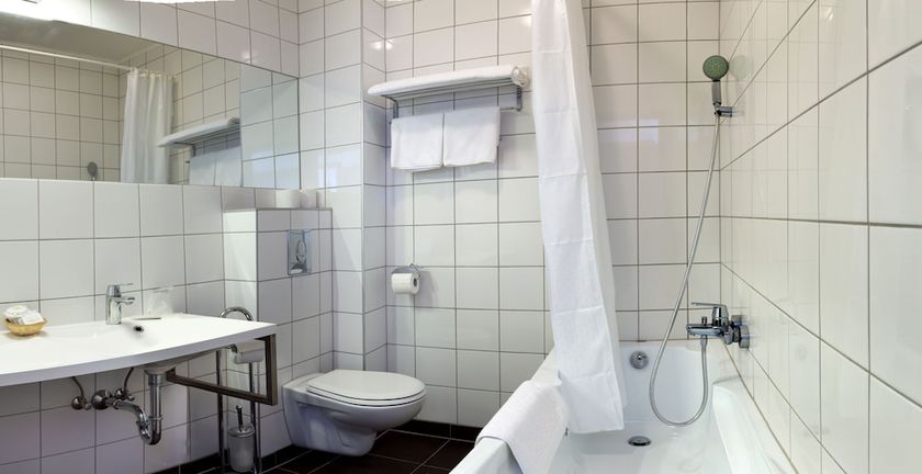 Imagen de la habitación del Hotel Centr&aacute;l, Nyiregyhaza. Foto 12