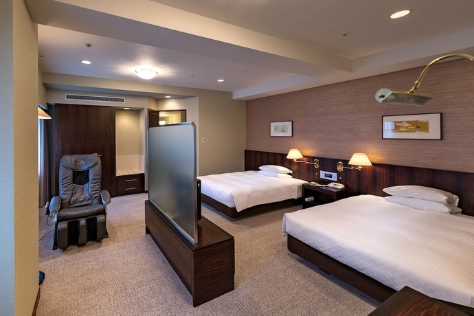 Imagen de la habitación del Hotel Centrair. Foto 3