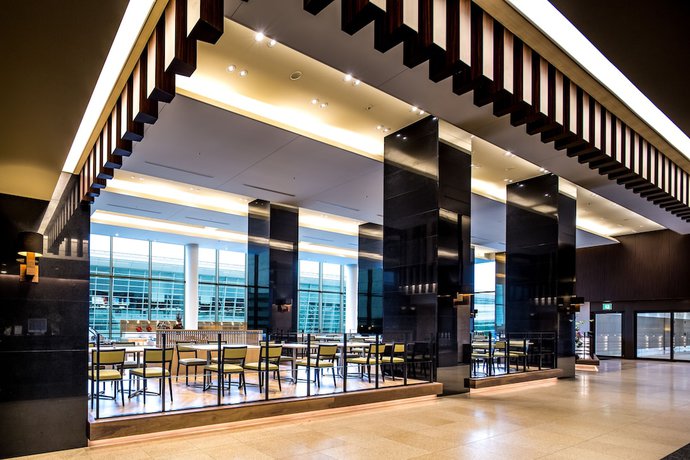 Imagen de los interiores del Hotel Centrair. Foto 14