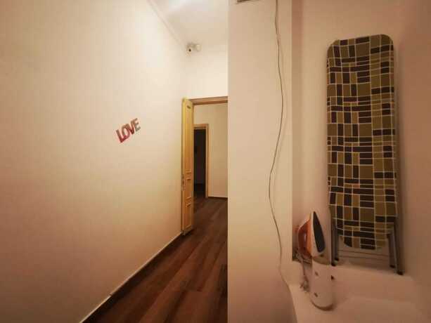 Imagen general del Hotel Central Accomodation PIATA ROMANA. Foto 3