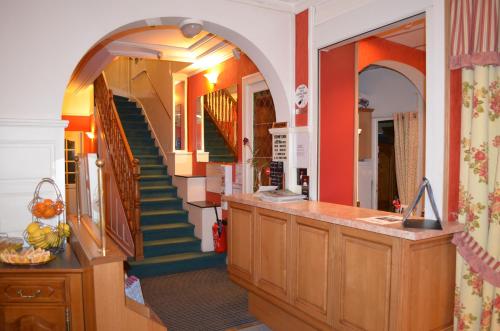 Imagen de la habitación del Hotel Central Anzac. Foto 10