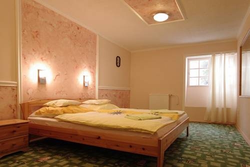 Imagen general del Hotel Central Apartman. Foto 4