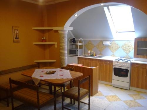 Imagen general del Hotel Central Apartman. Foto 6