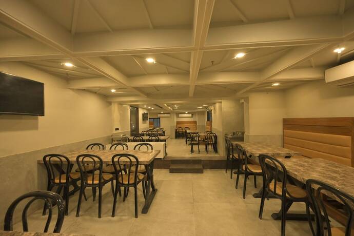 Imagen del bar/restaurante del Hotel Central Avenue. Foto 11