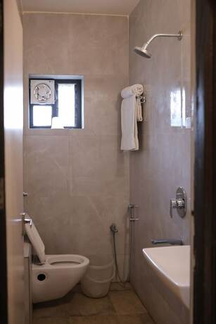 Imagen de la habitación del Hotel Central Avenue. Foto 16
