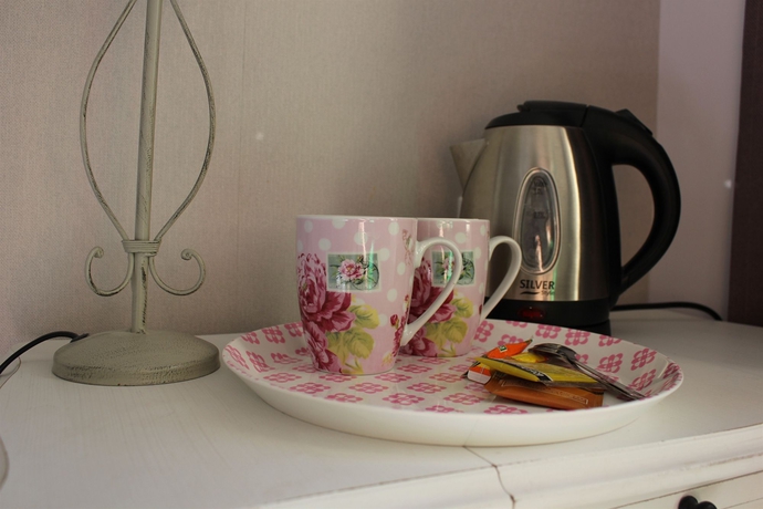 Imagen de la habitación del Hotel Central, Avignon. Foto 4