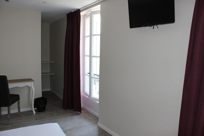Imagen de la habitación del Hotel Central, Avignon. Foto 5