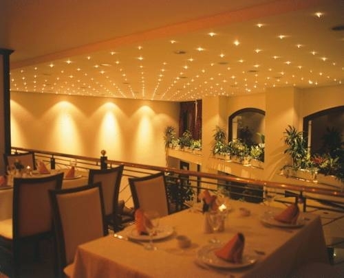 Imagen del bar/restaurante del Hotel Central, BURSA. Foto 15