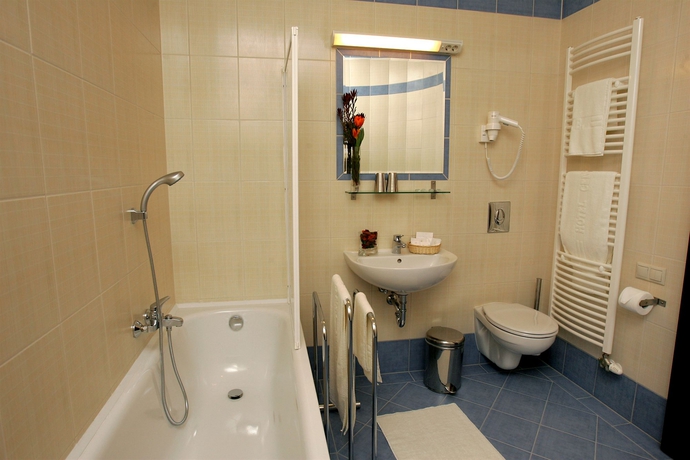 Imagen de la habitación del Hotel Central Basilica. Foto 5