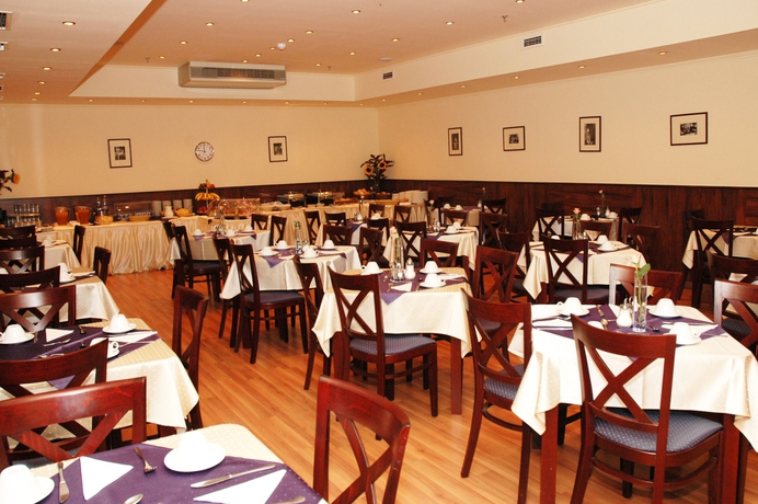 Imagen del bar/restaurante del Hotel Central Basilica. Foto 4