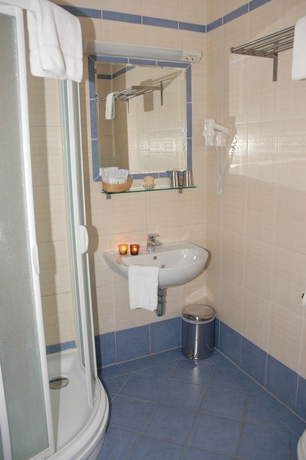 Imagen de la habitación del Hotel Central Basilica. Foto 10