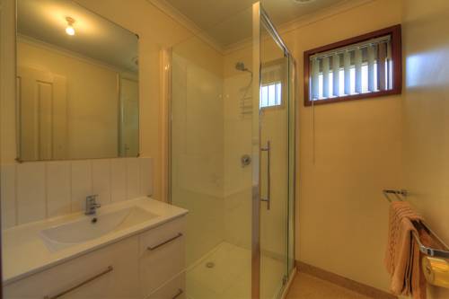 Imagen de la habitación del Hotel Central Caravan Park. Foto 5