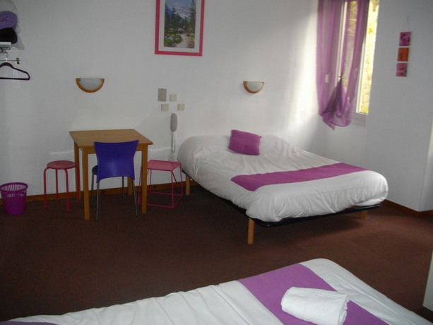 Imagen de la habitación del Hotel Central, Carcassonne. Foto 12