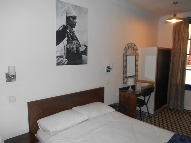 Imagen de la habitación del Hotel Central, Casablanca. Foto 6
