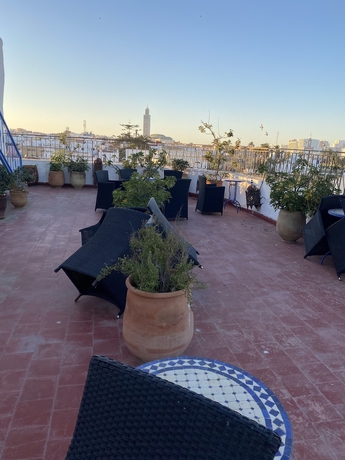 Imagen de la habitación del Hotel Central, Casablanca. Foto 16