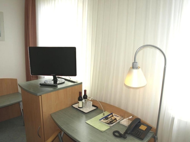 Imagen de la habitación del Hotel Central Classic. Foto 12