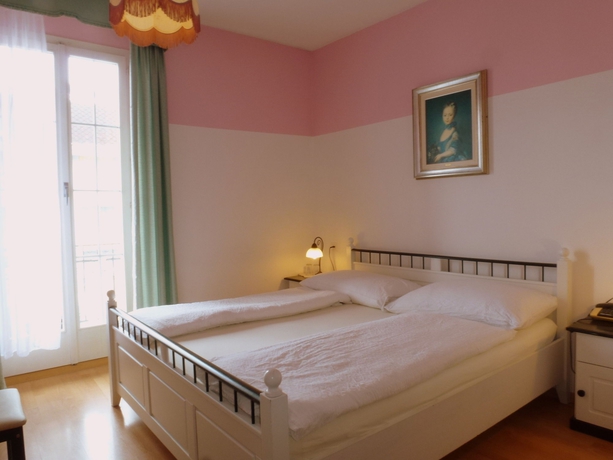 Imagen de la habitación del Hotel Central Continental. Foto 9