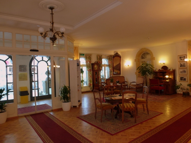 Imagen de los interiores del Hotel Central Continental. Foto 13