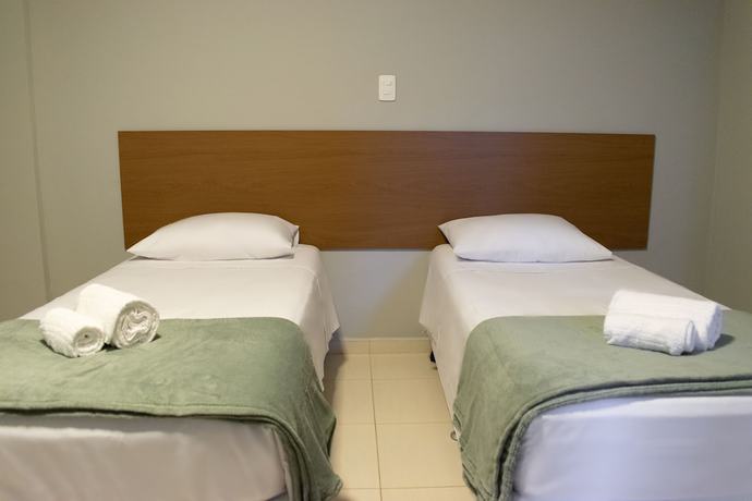 Imagen de la habitación del Hotel Central De Lins. Foto 8
