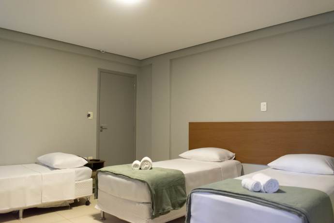 Imagen de la habitación del Hotel Central De Lins. Foto 14