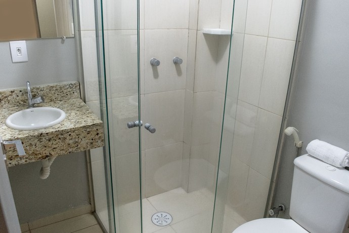 Imagen de la habitación del Hotel Central De Lins. Foto 18