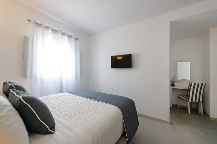 Imagen de la habitación del Hotel Central Fira. Foto 10