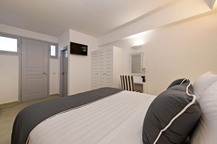 Imagen de la habitación del Hotel Central Fira. Foto 12