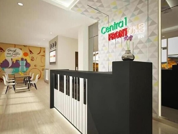 Imagen general del Hotel Central Front One Inn Jakarta Airport. Foto 3