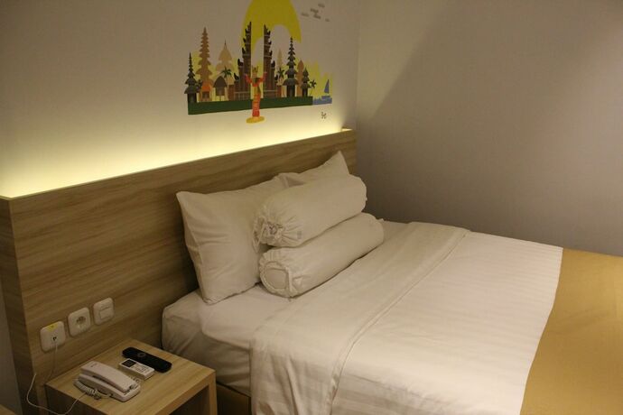 Imagen de la habitación del Hotel Central Front One Inn Jakarta Airport. Foto 15