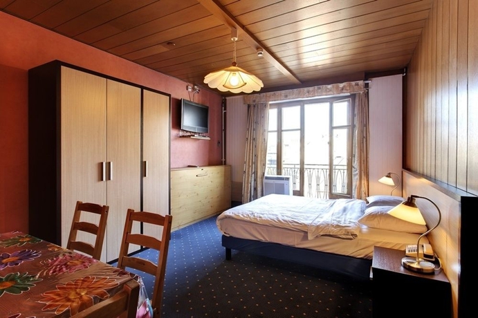 Imagen de la habitación del Hotel Central, Ginebra. Foto 10