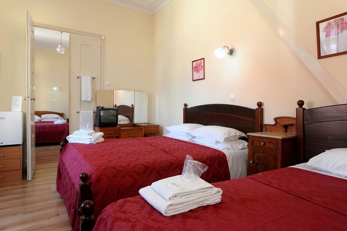 Imagen de la habitación del Hotel Central Guest House, Figueira da Foz. Foto 7