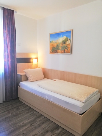 Imagen de la habitación del Hotel Central Heidelberg. Foto 12