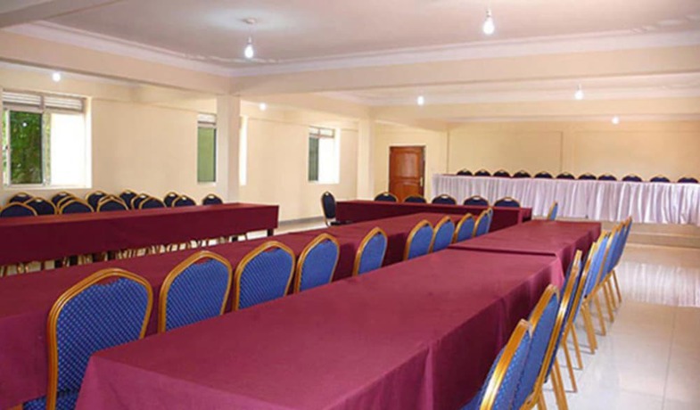Imagen de los interiores del Hotel Central Inn Entebbe. Foto 11