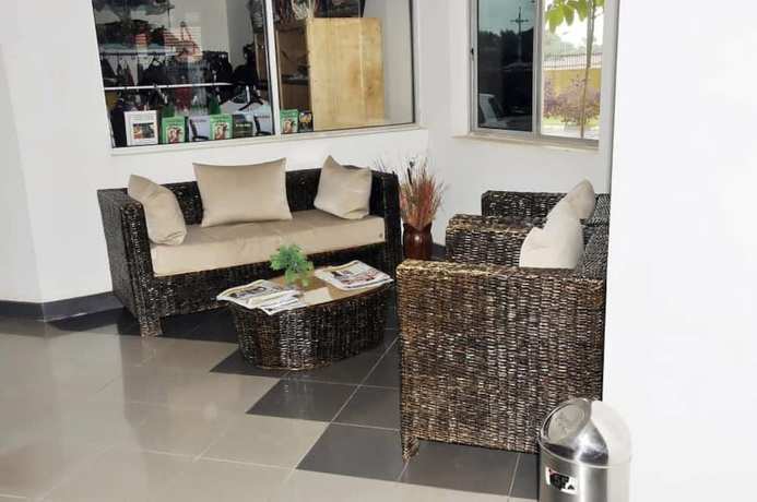 Imagen de los interiores del Hotel Central Inn Entebbe. Foto 12