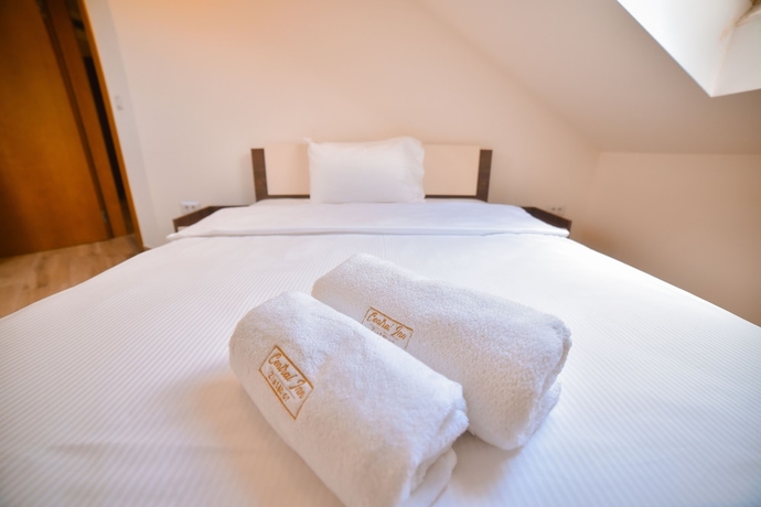 Imagen de la habitación del Hotel Central Inn. Foto 2