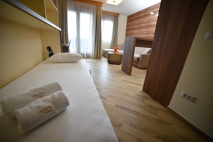 Imagen de la habitación del Hotel Central Inn. Foto 10