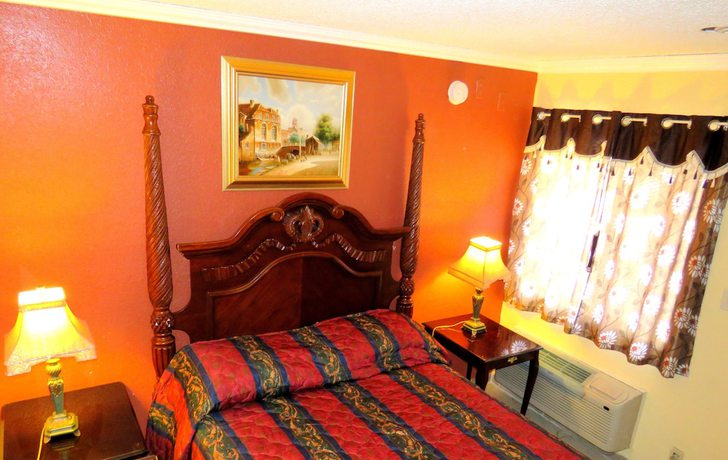 Imagen de la habitación del Hotel Central Inn Motel. Foto 3
