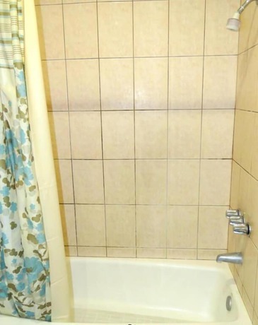 Imagen de la habitación del Hotel Central Inn Motel. Foto 14